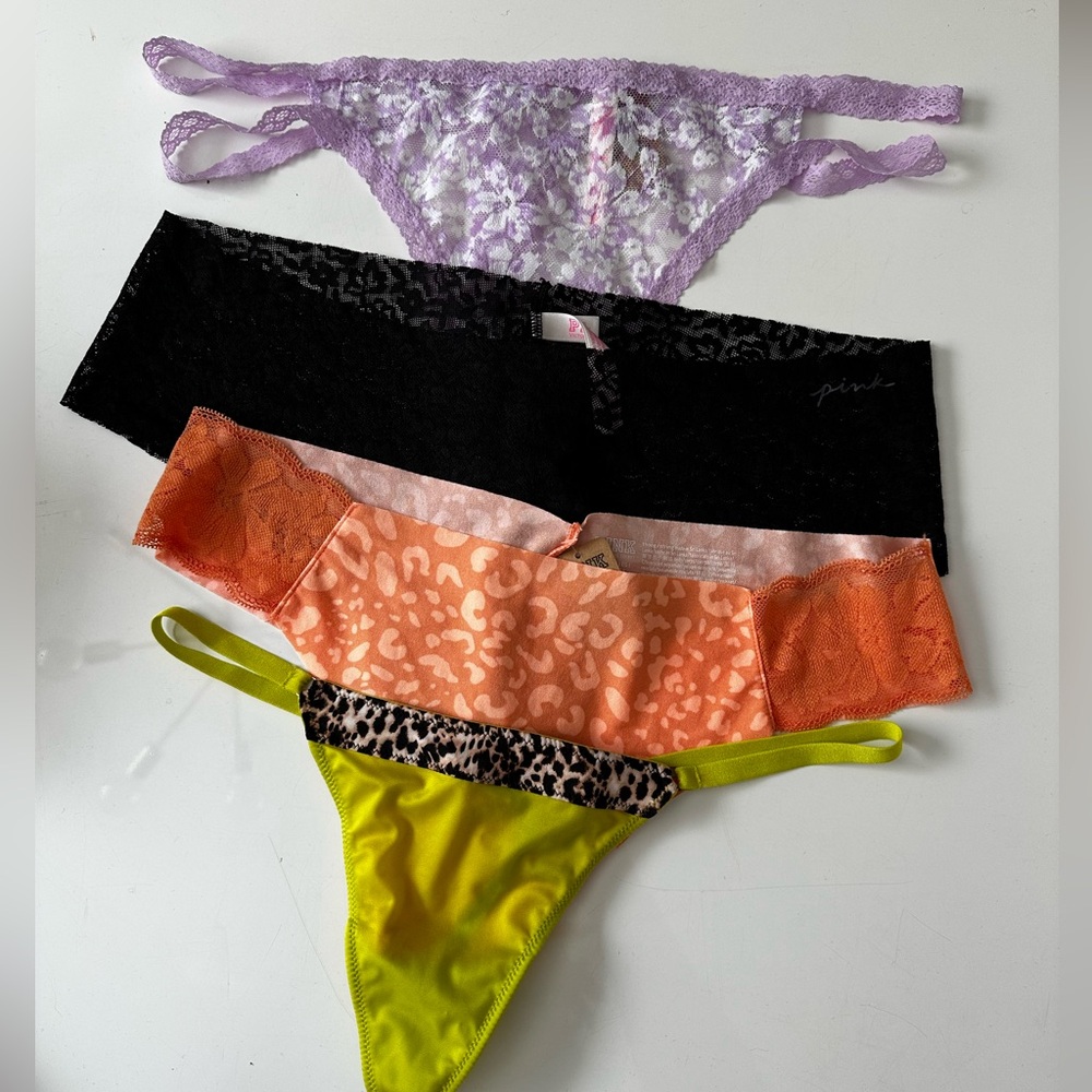 VS PINK PANTIES LARGE